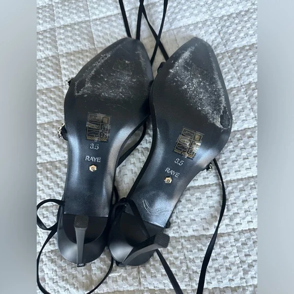RAYE Revik Heel in Black. - size 8.5 - Picture 8 of 8